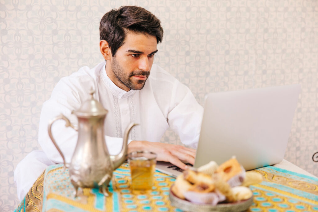 The 7 Best Online Tajweed Courses for Adults in 2025 (Reviews)